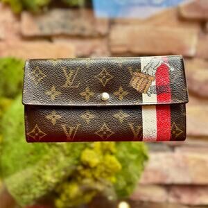 LOUIS VUITTON Monorgam Groom Bell Wallet